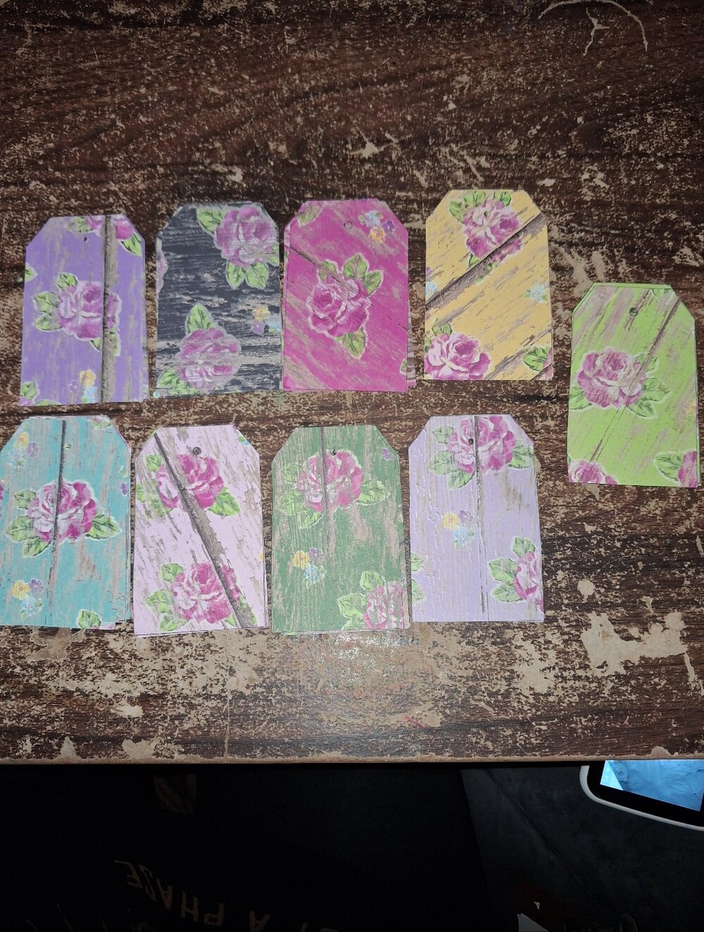 Distressed Wood And Roses Pattern Tags